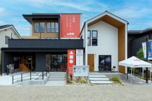 大津店【超暖2階建て】