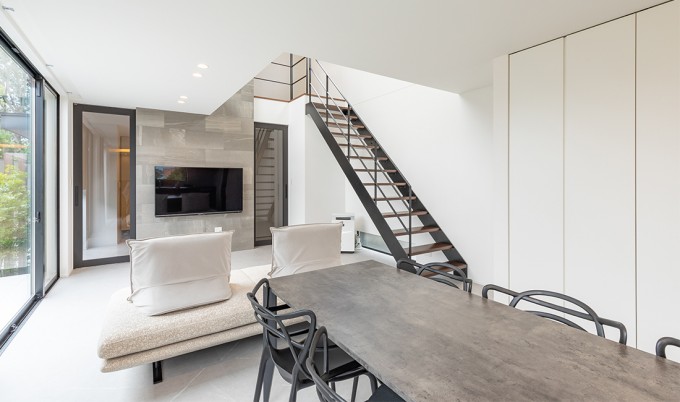 モノクロでまとめられたLDK