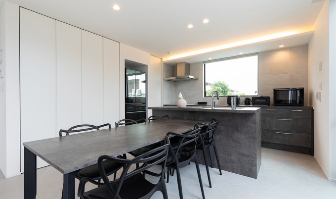 モノクロでまとめられたLDK