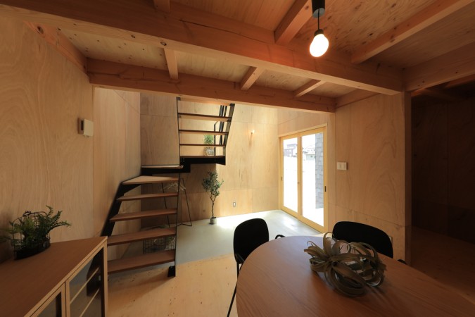 コンパクトハウス