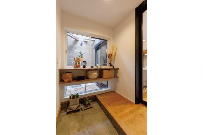 2WAYの玄関と回遊動線