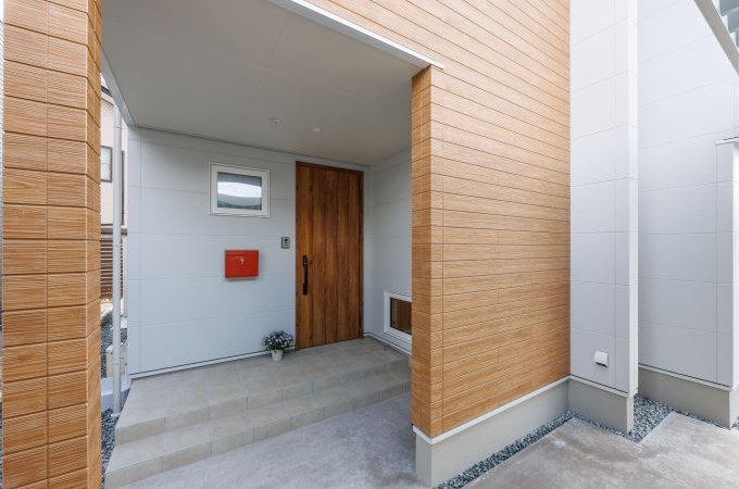 土地面積が60坪で建物面積が33坪の広々としたお家