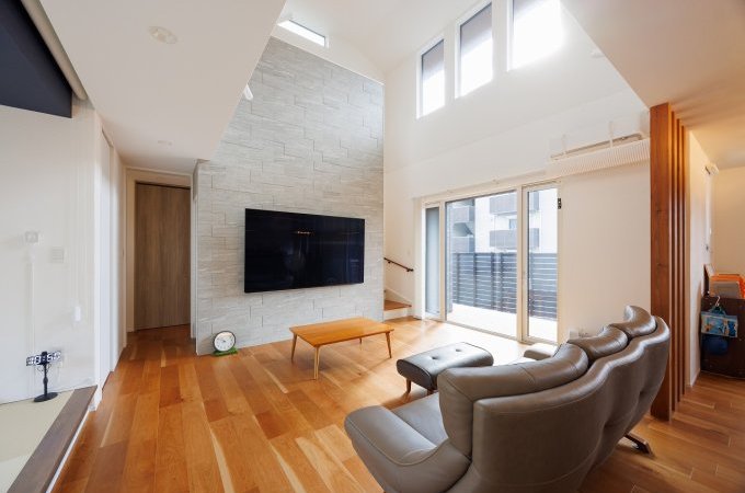 大空間吹き抜けと耐震性を兼ね備えた“ダイナミック”空間