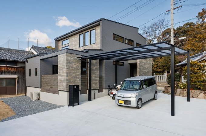 様々なグレーを組み合わせたデザイン