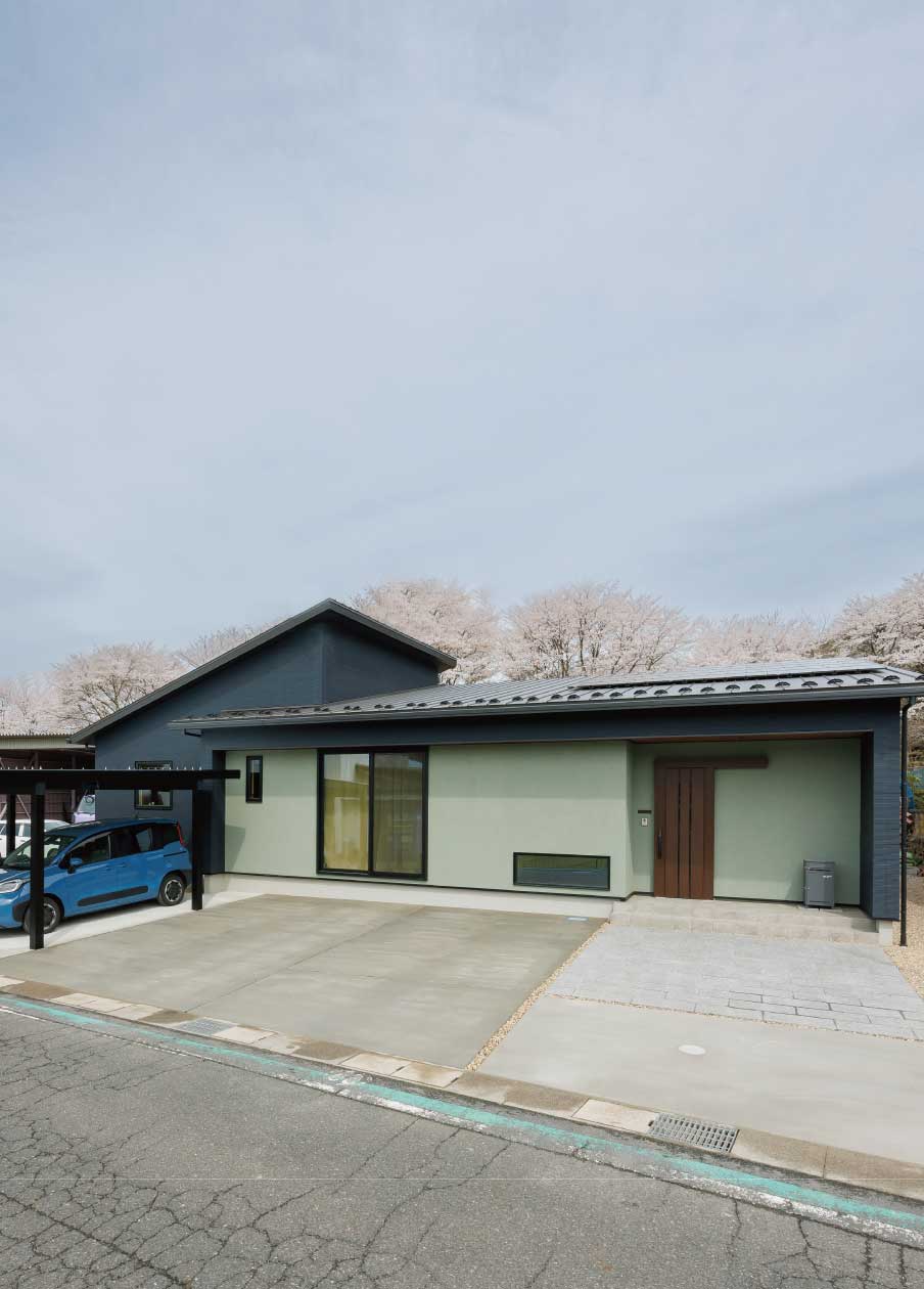 【京都府京丹後市】桜の木を眺められる自然素材の平屋のお家