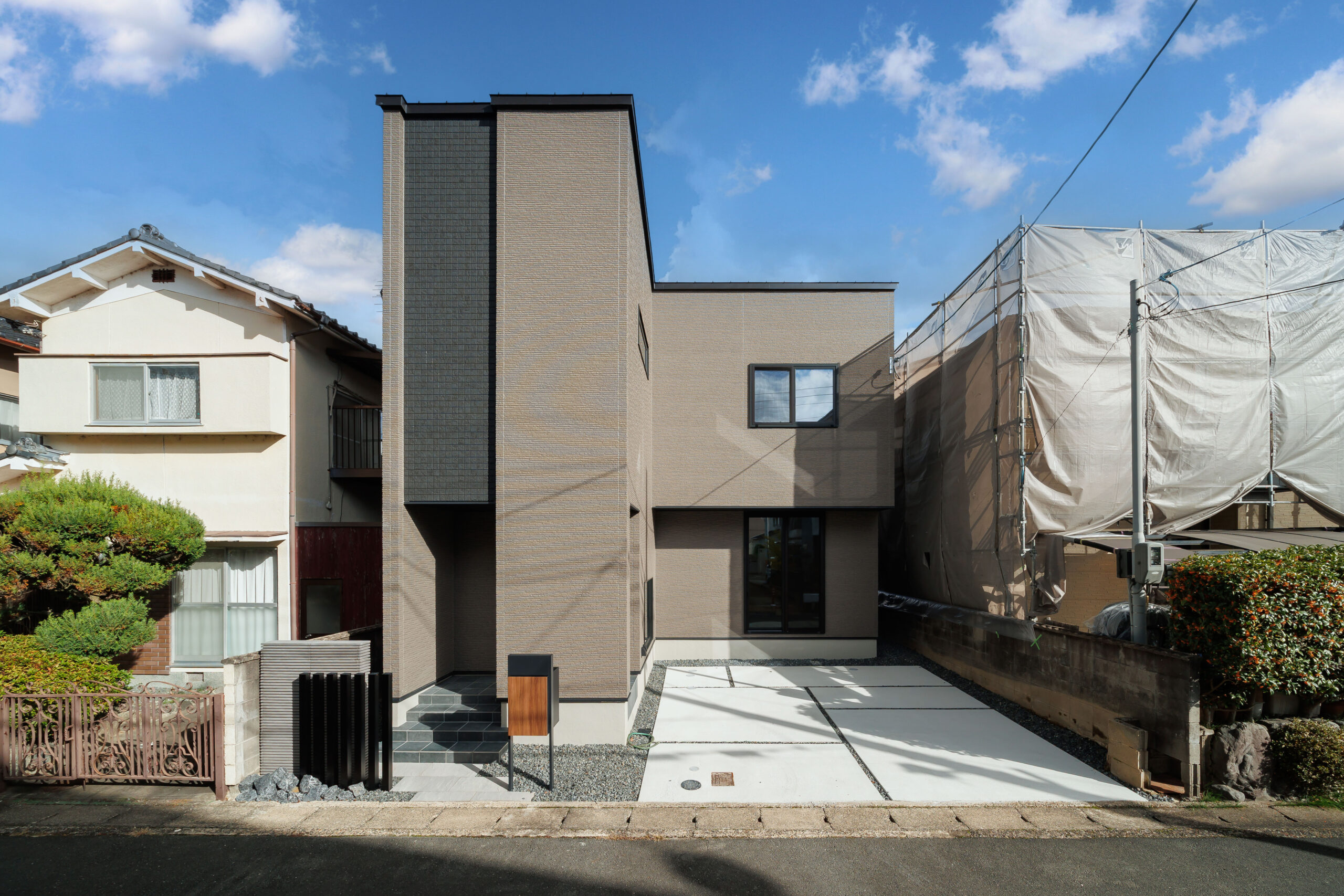 亀岡市千代川町小川まちかど展示場