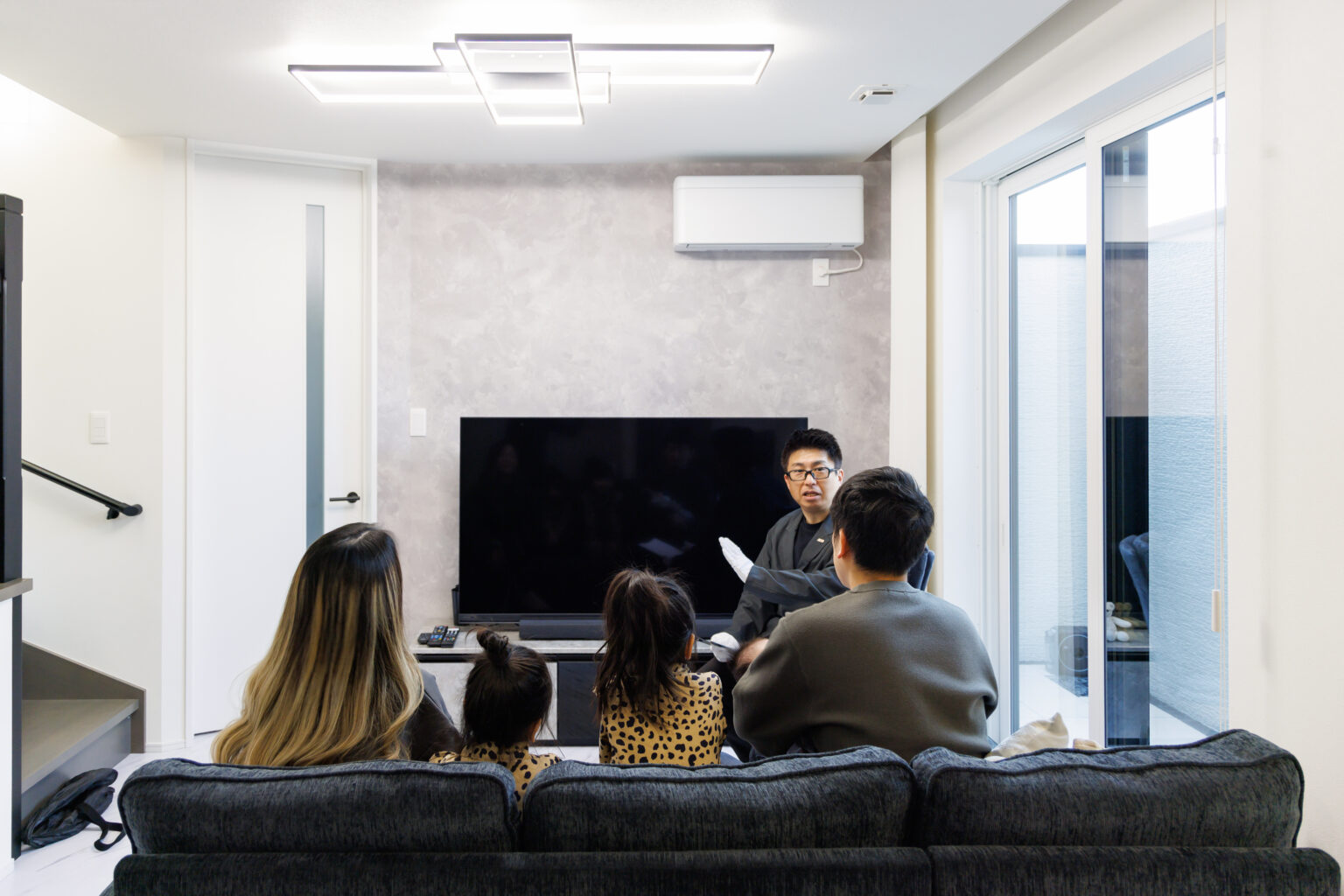 非公開: (dummy)アーキホームライフは色んな設計士さんや営業の人とかがいて、色々分担してくれててくれたのですごい対応はスピーディーだなと感じました。