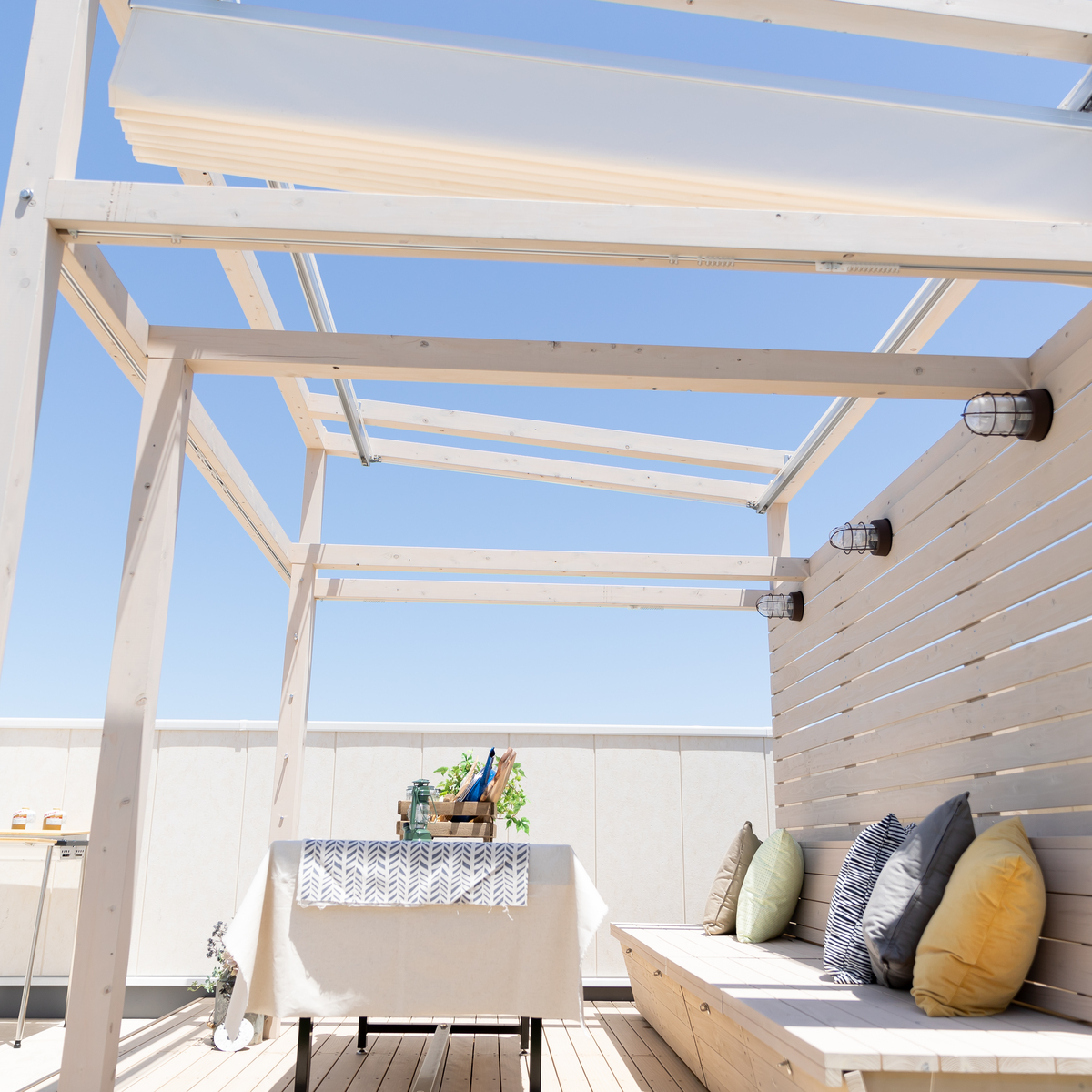 【屋上付き注文住宅】メリット・デメリットを徹底解説！後悔しないための活用術とメンテナンスの秘訣