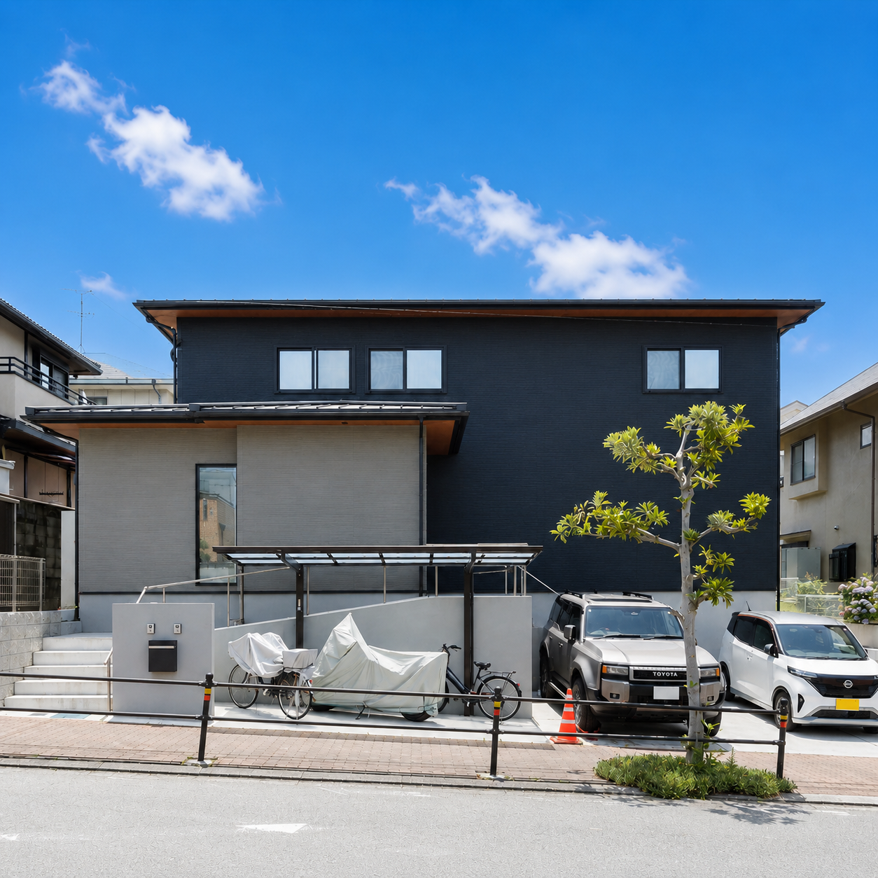 家族の距離感を大切に、木のぬくもりに包まれて暮らす二世帯住宅